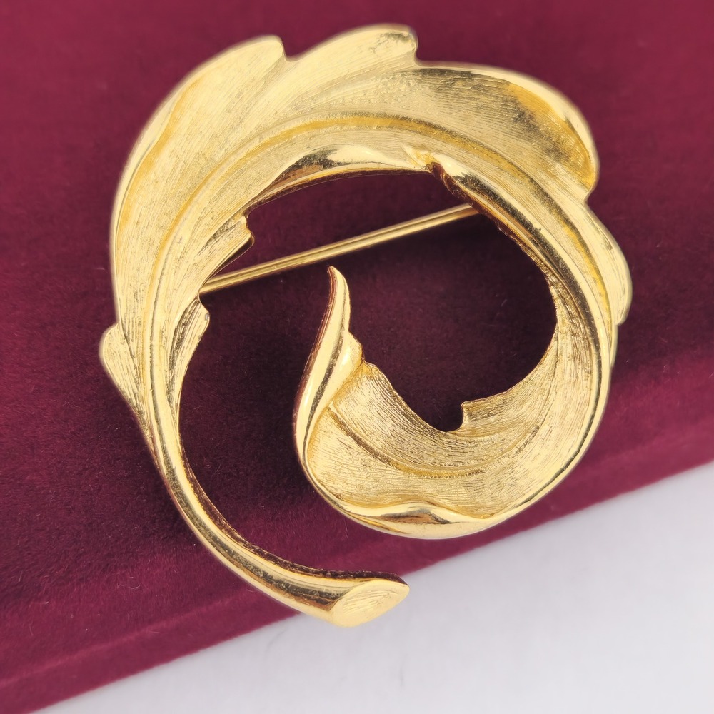 Monet Vintage Gold Tone Swirl Leaf Brooch Textured Brushed Botanical Pin